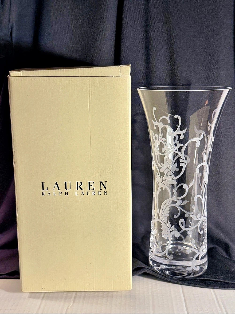 Lauren Ralph Lauren Mandarin Trumpet Vase Floral Trumpet Vase Clear & White